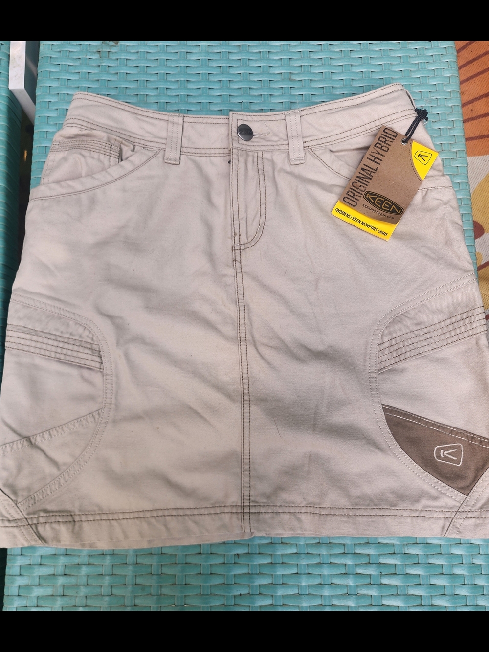 NWT. KEEN Durable Athletic Skirt